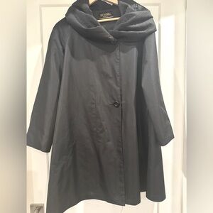 Novelti Black Coat